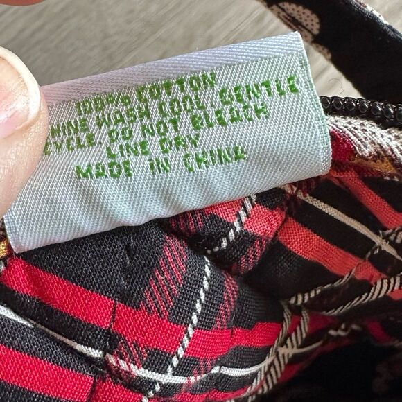 Vera Bradley Black & Red Pirouette Pattern Mini Bowler Shoulder Bag - Picture 6 of 6